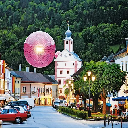 בית נופש Peaceful Near Area In גמונד