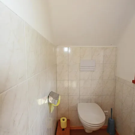 Peaceful Near Area In בית נופש