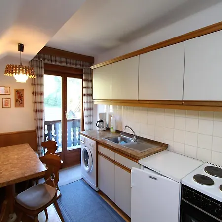 Peaceful Near Area In Дом отдыха