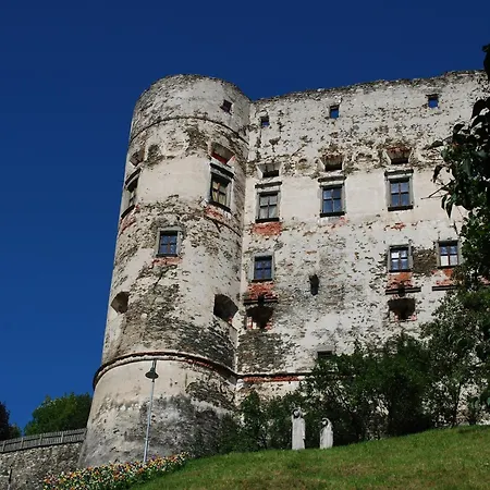 Peaceful Near Area In * Гмюнд