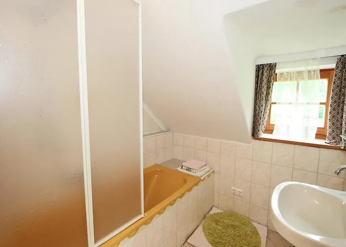 Сasa de vacaciones Peaceful Near Area In Gmünd